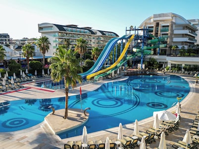 Crystal Waterworld Aqua Collection - All inclusive