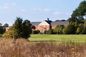 View from room - Whittlebury Hall Hotel & Spa (Towcester)