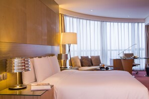 Club-Zimmer, 1 King-Bett | Hochwertige Bettwaren, Zimmersafe, Schreibtisch