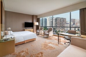 Club Non-Smoking King | Premium bedding, in-room safe, desk, laptop workspace - Renaissance Chengdu Hotel (Chengdu)