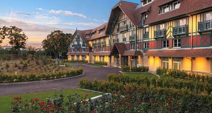 Renaissance Paris Hippodrome De St. Cloud Hotel