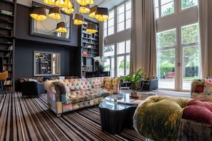 Zona de estar del vestíbulo