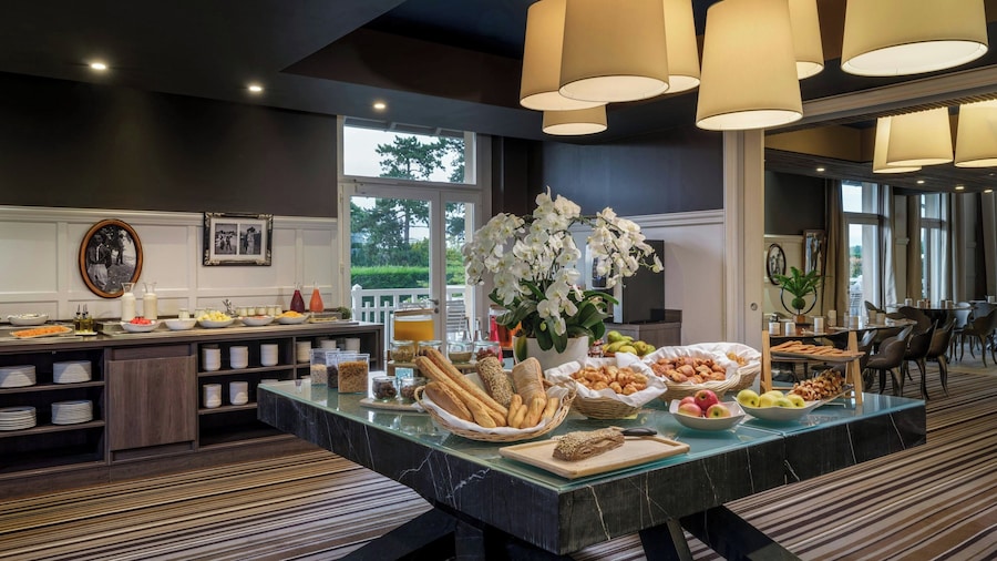 Renaissance Paris Hippodrome De St. Cloud Hotel