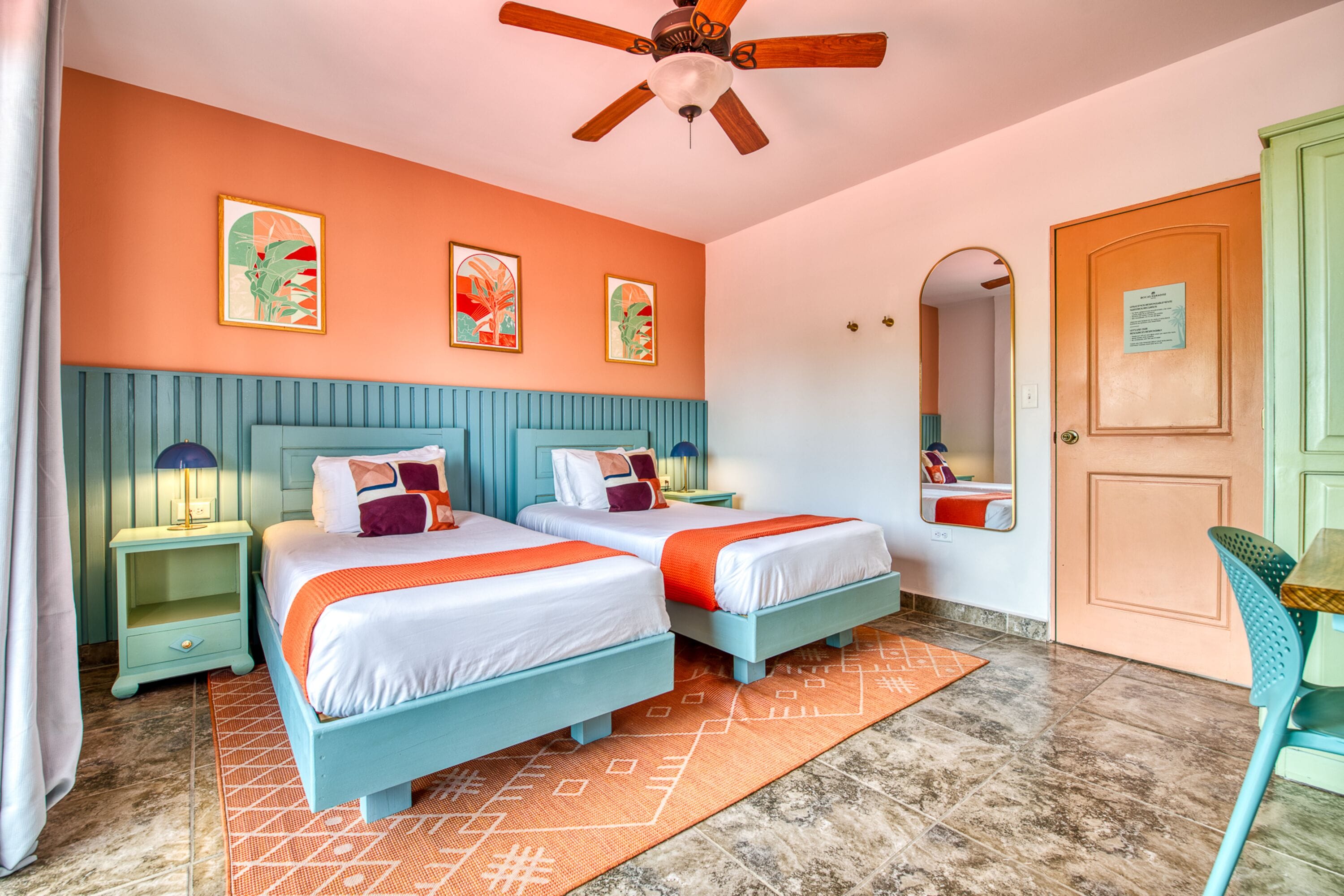 Wifi gratis y ropa de cama 