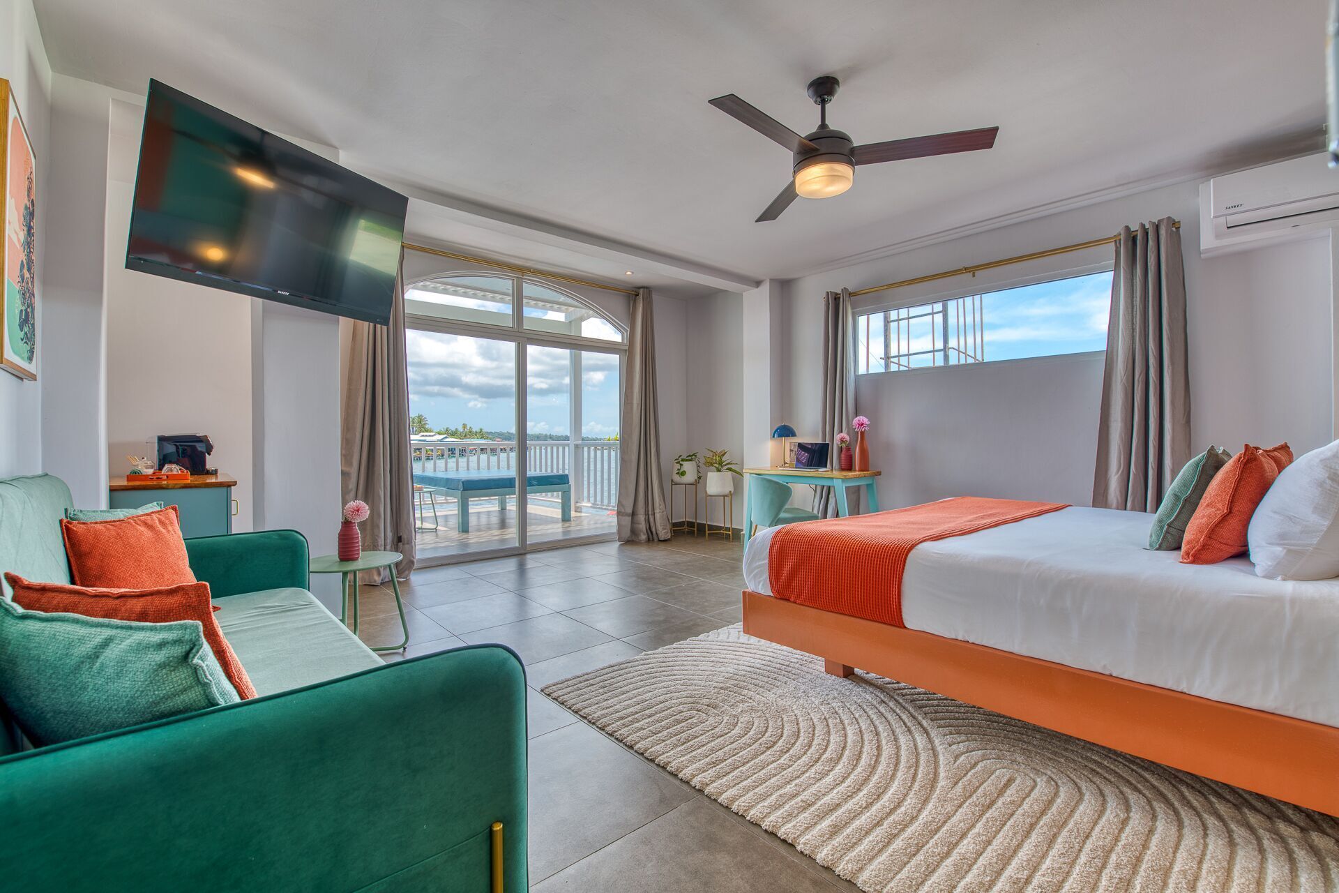 Wifi gratis y ropa de cama 