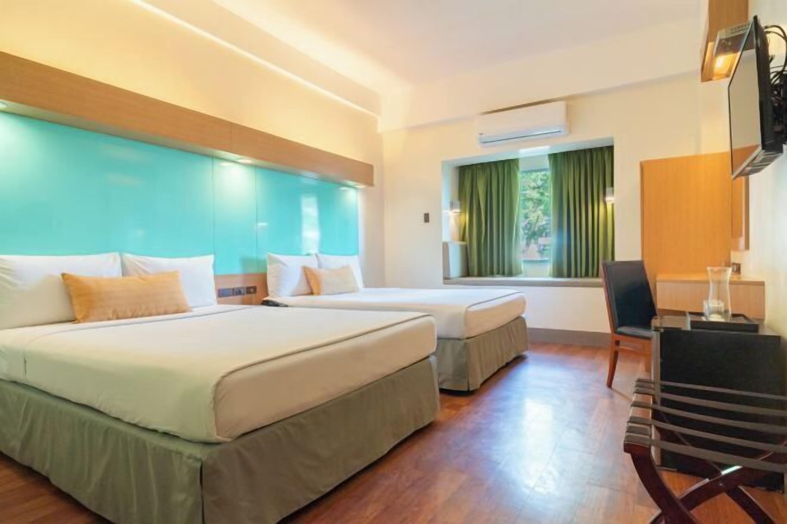 办公桌、熨斗/熨板、免费 WiFi、床单