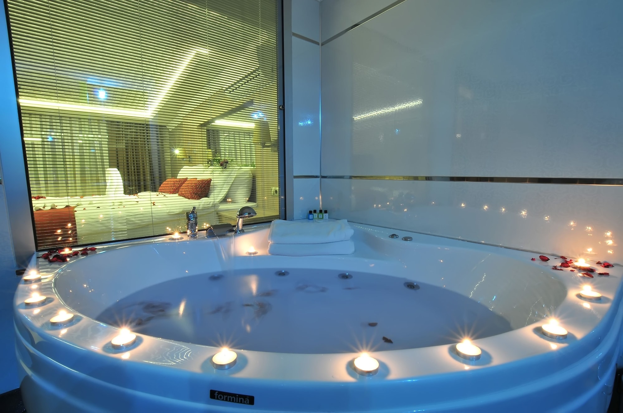 4 Star Hotels