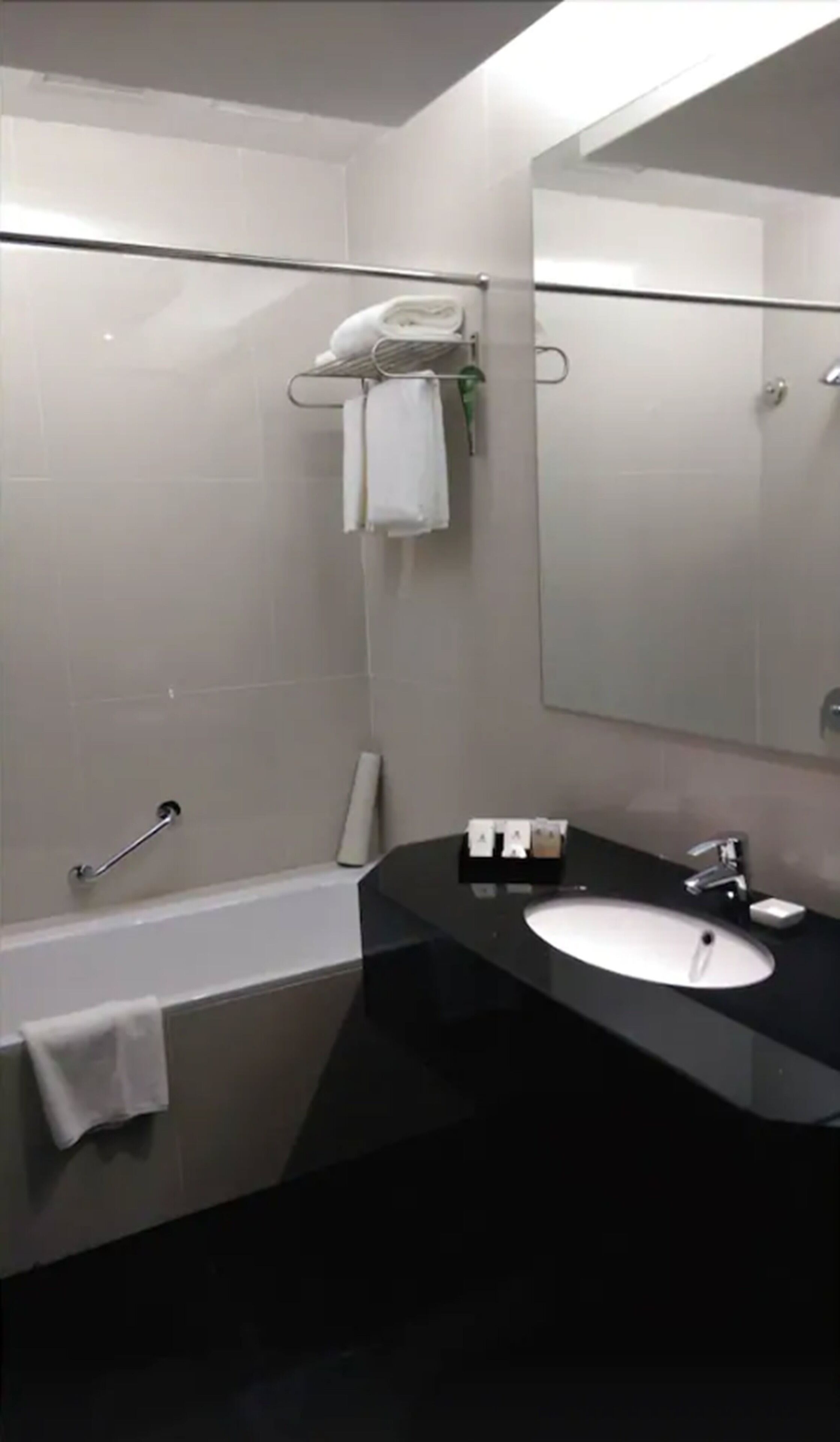 separate bathtub and shower, deep-soaking bathtub, free toiletries