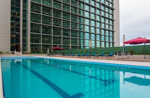 Outdoor pool - Imperial Hotel Kuching (Kuching)