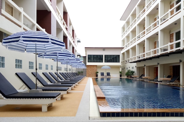 Piscina a l'aire lliure