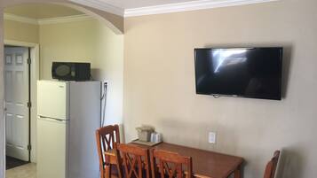 Suite, 2 Queen Beds, Kitchen | Desk, iron/ironing board, free WiFi, bed sheets