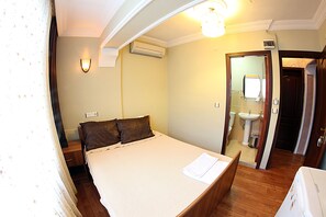 Double Room | In-room safe, soundproofing, free WiFi - Paradise Hotel (Istanbul)