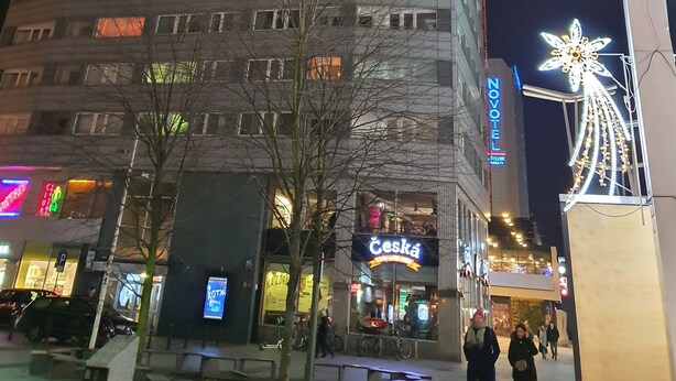 Fasade – kveld/natt