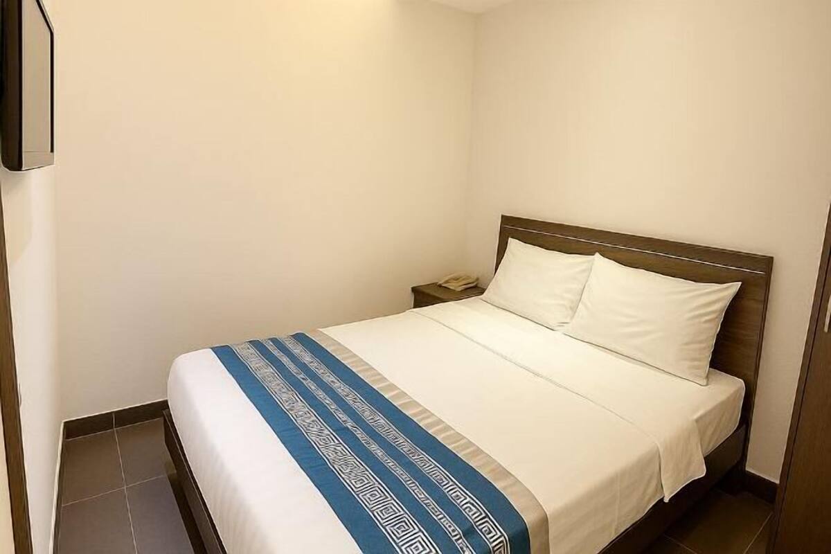 Desk, soundproofing, iron/ironing board (on request), free WiFi
