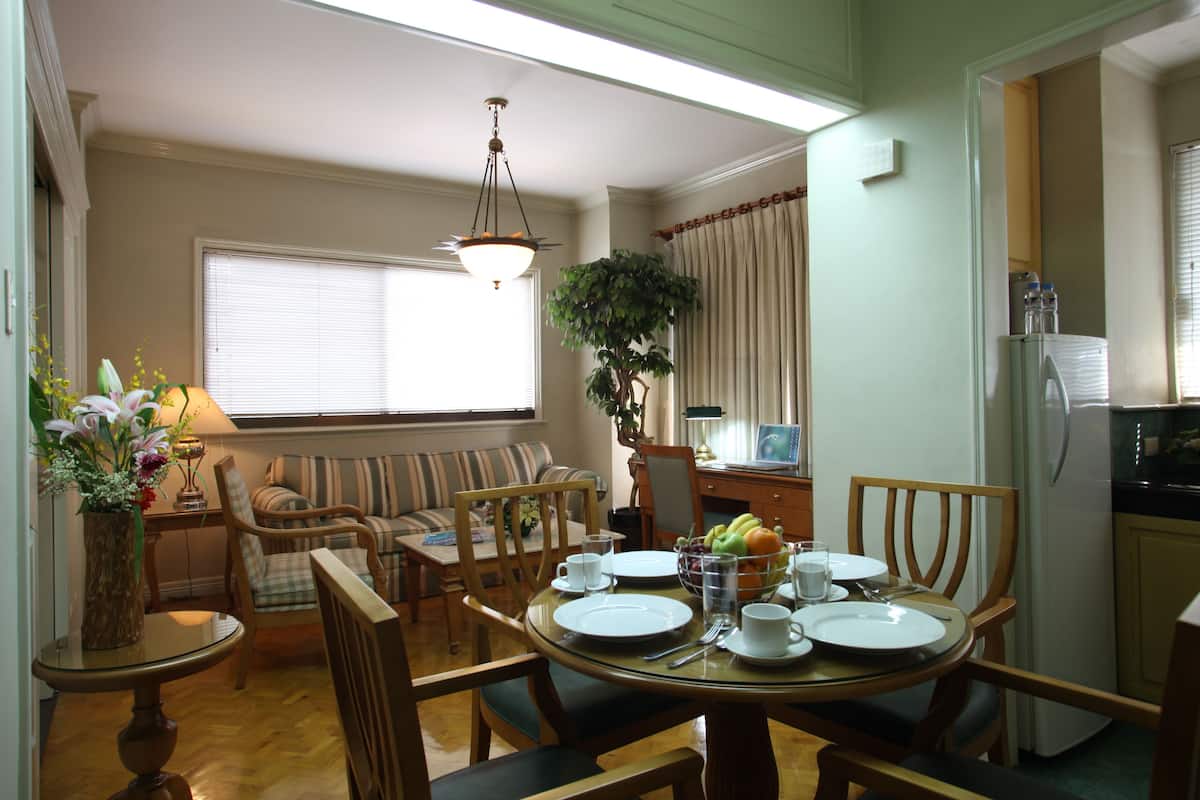 Corner Suite | Pasti in camera