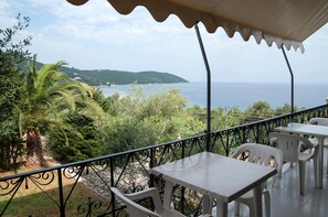 Balcony - Apraos Bay Hotel (Corfu)