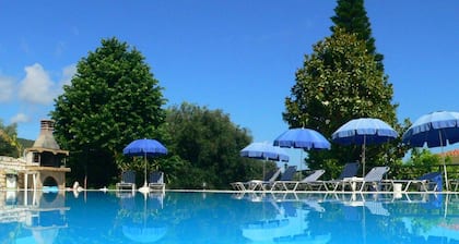 Apraos Bay Hotel