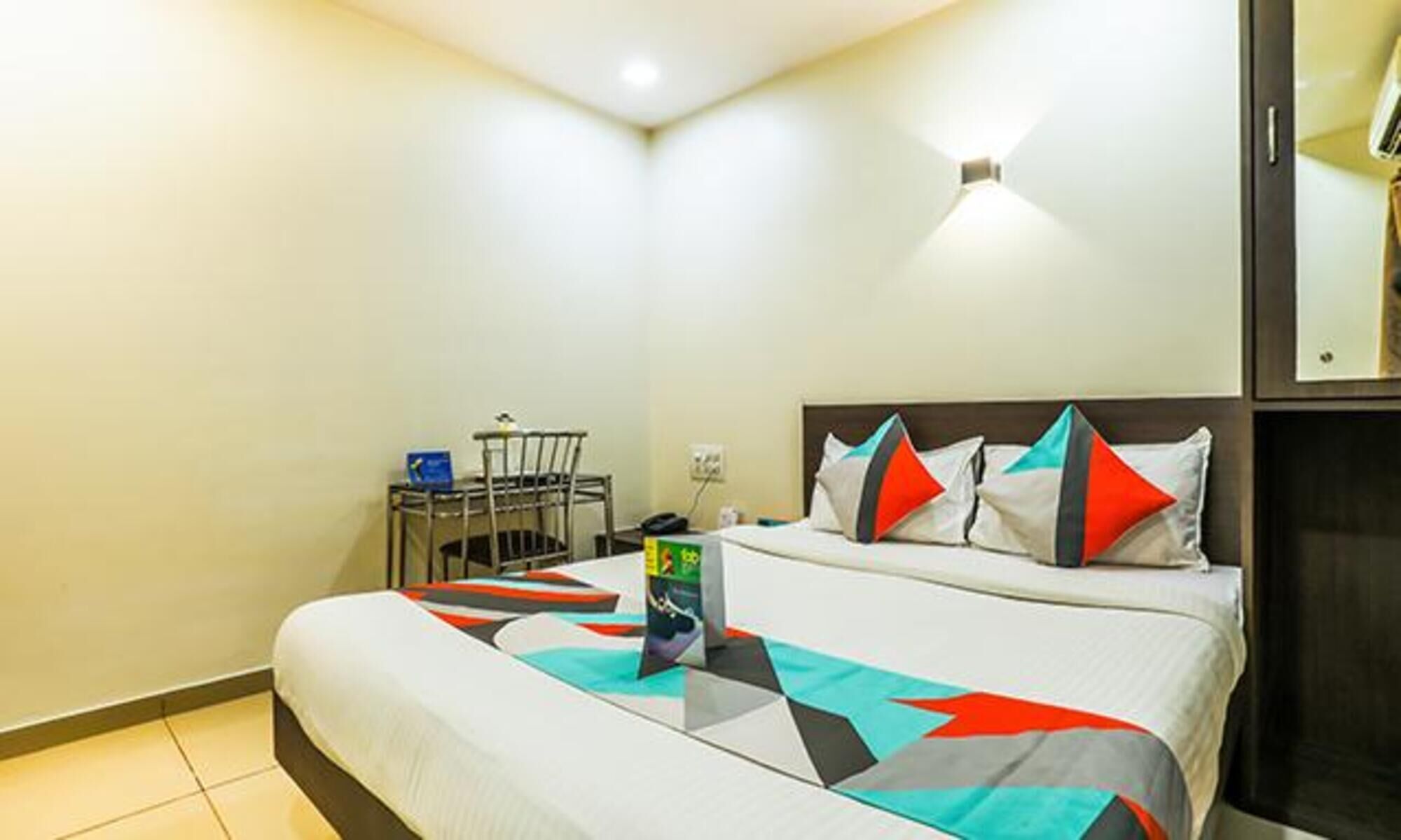 Foto - FabHotel Adore Inn