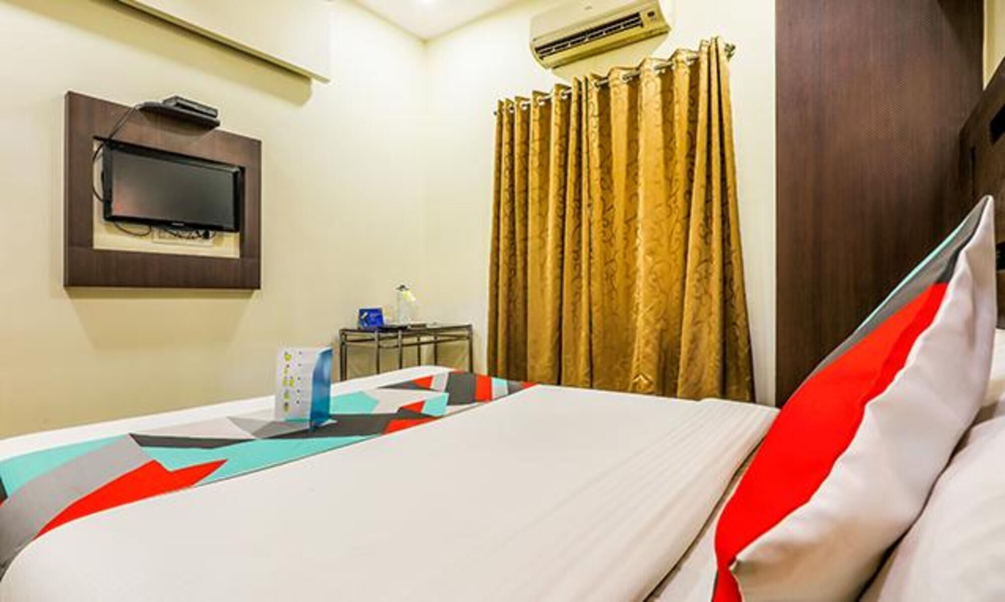 Foto - FabHotel Adore Inn