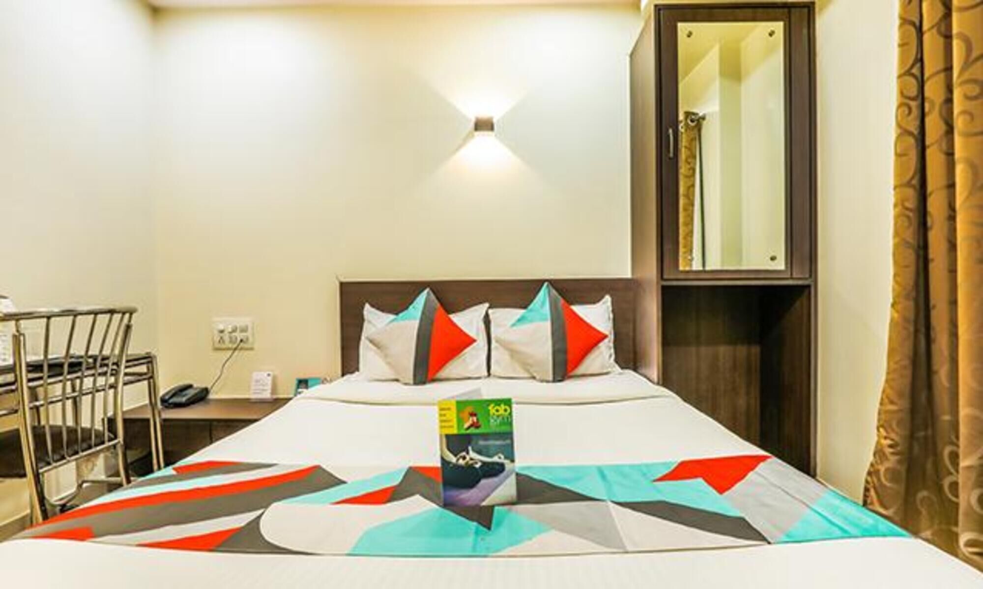 Foto - FabHotel Adore Inn