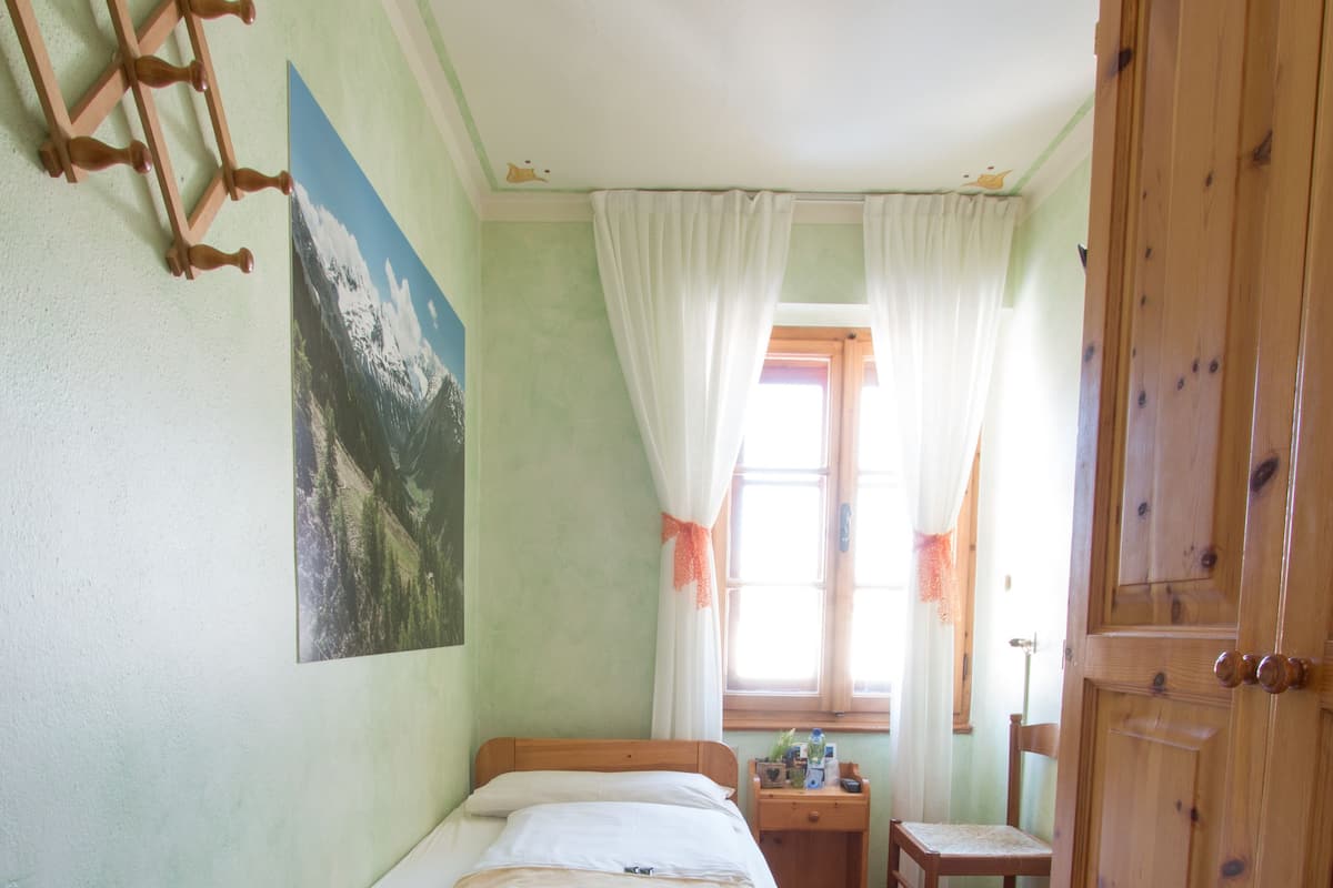 In-room safe, free cots/infant beds, free WiFi