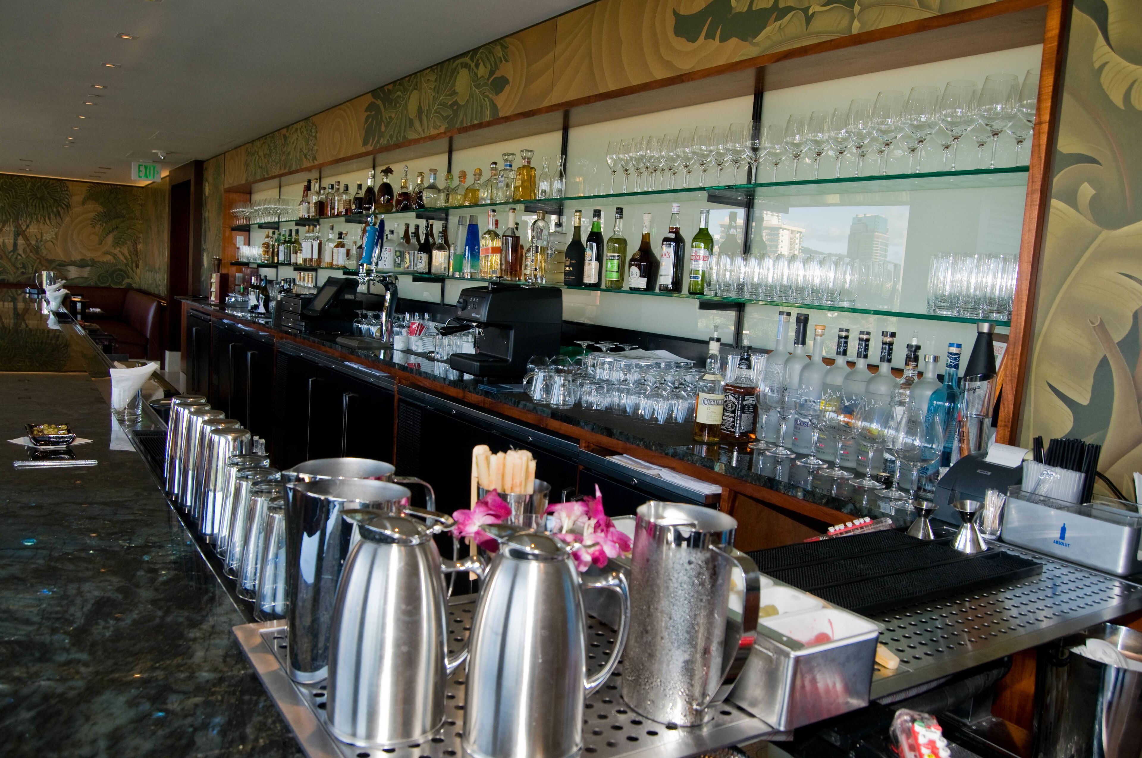 superior deluxe | premium bedding, down duvets, minibar, in-room safe