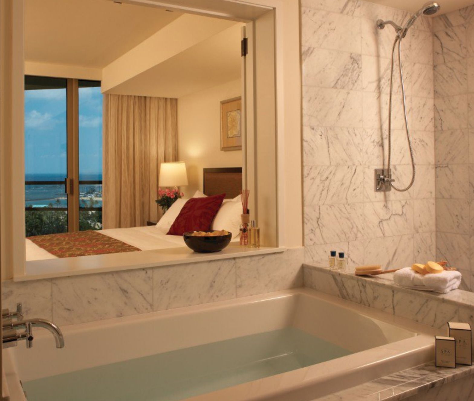 suite, 2 bedrooms, partial ocean view | deep-soaking bathtub