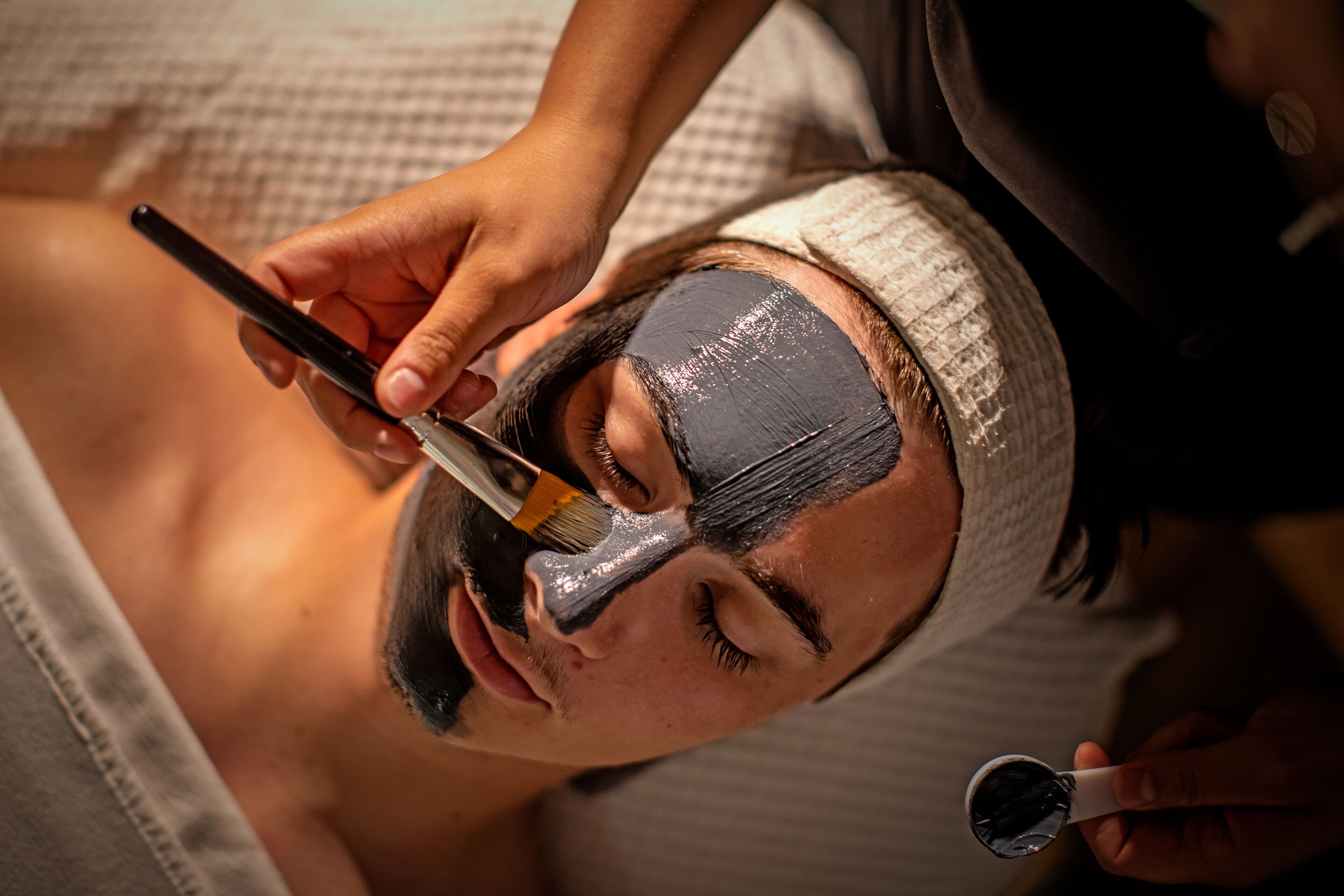 body treatments, hot stone massages, swedish massages, prenatal massages