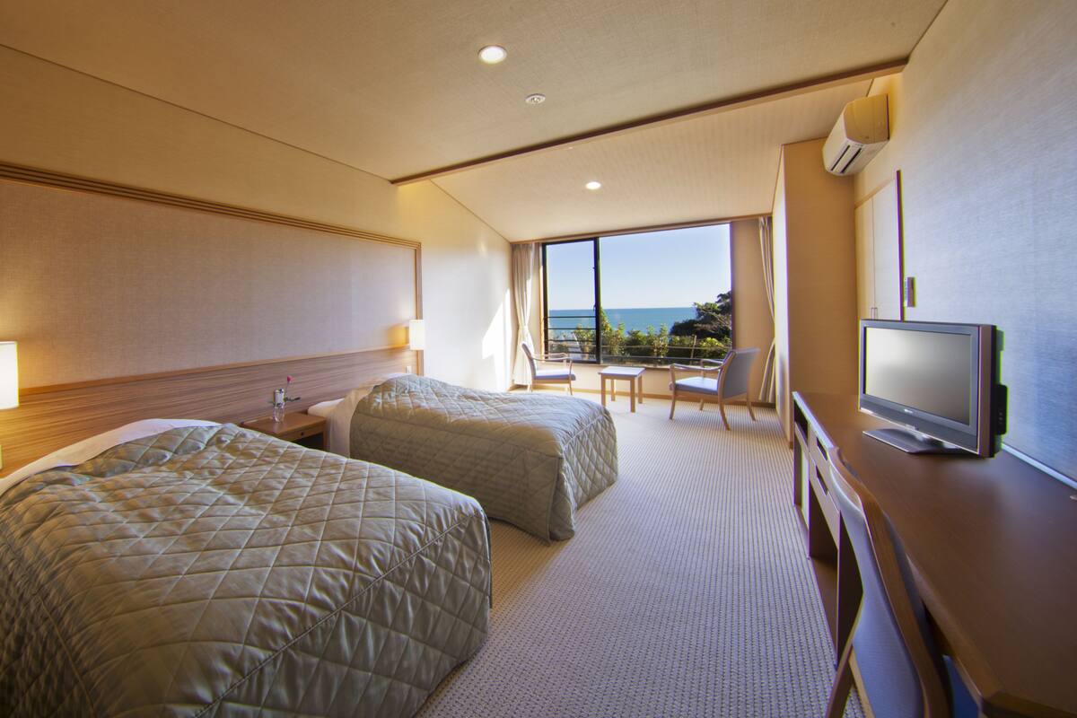 Japanese Western Room with Shared Bathroom, Non Smoking