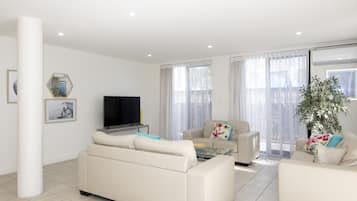 Apartment, 2 Bedrooms | 1 bedroom, premium bedding, pillow-top beds, blackout curtains