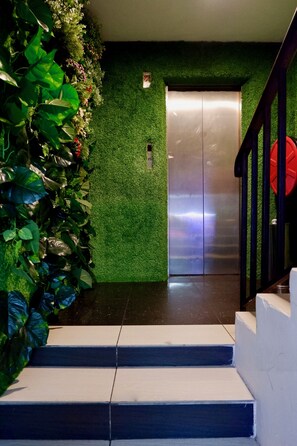Property entrance - Iris Garden Hotel (Kuala Lumpur)