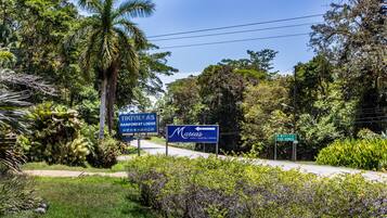 EntrĂ©e de lâhĂ©bergement