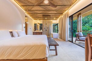 Villa Premium - 1 kingsize-säng - luftkonditionering - havsutsikt | Egyptiska bomullslakan, bäddmadrasser och värdeförvaringsskåp på rummet