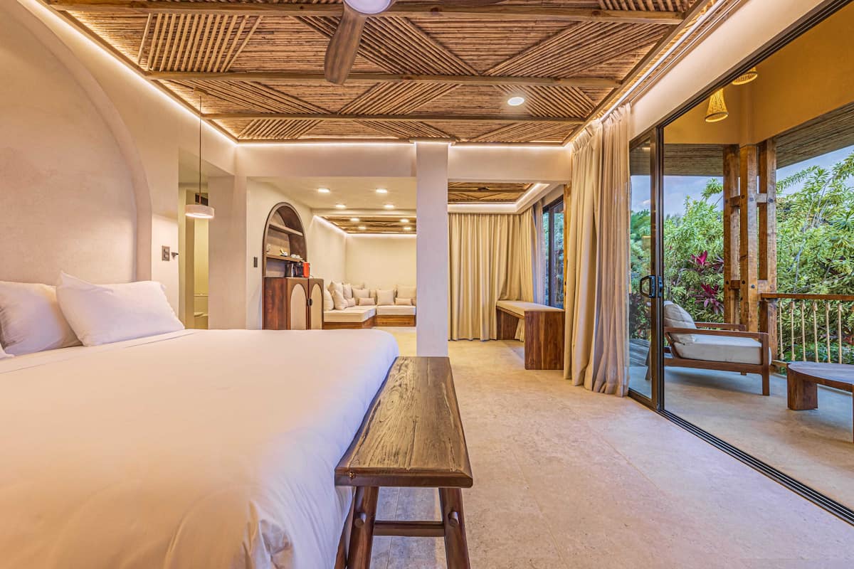 Draps en coton égyptien, surmatelas, coffres-forts dans les chambres