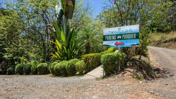 EntrĂ©e de lâhĂ©bergement