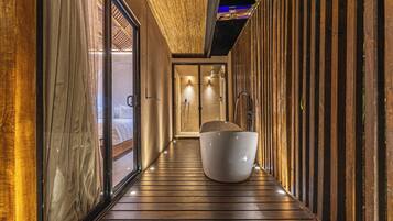 Deluxe villa, 2 queensize bedden, airconditioning, uitzicht op oceaan | Lakens van Egyptisch katoen, pillowtop-bedden, een kluis op de kamer