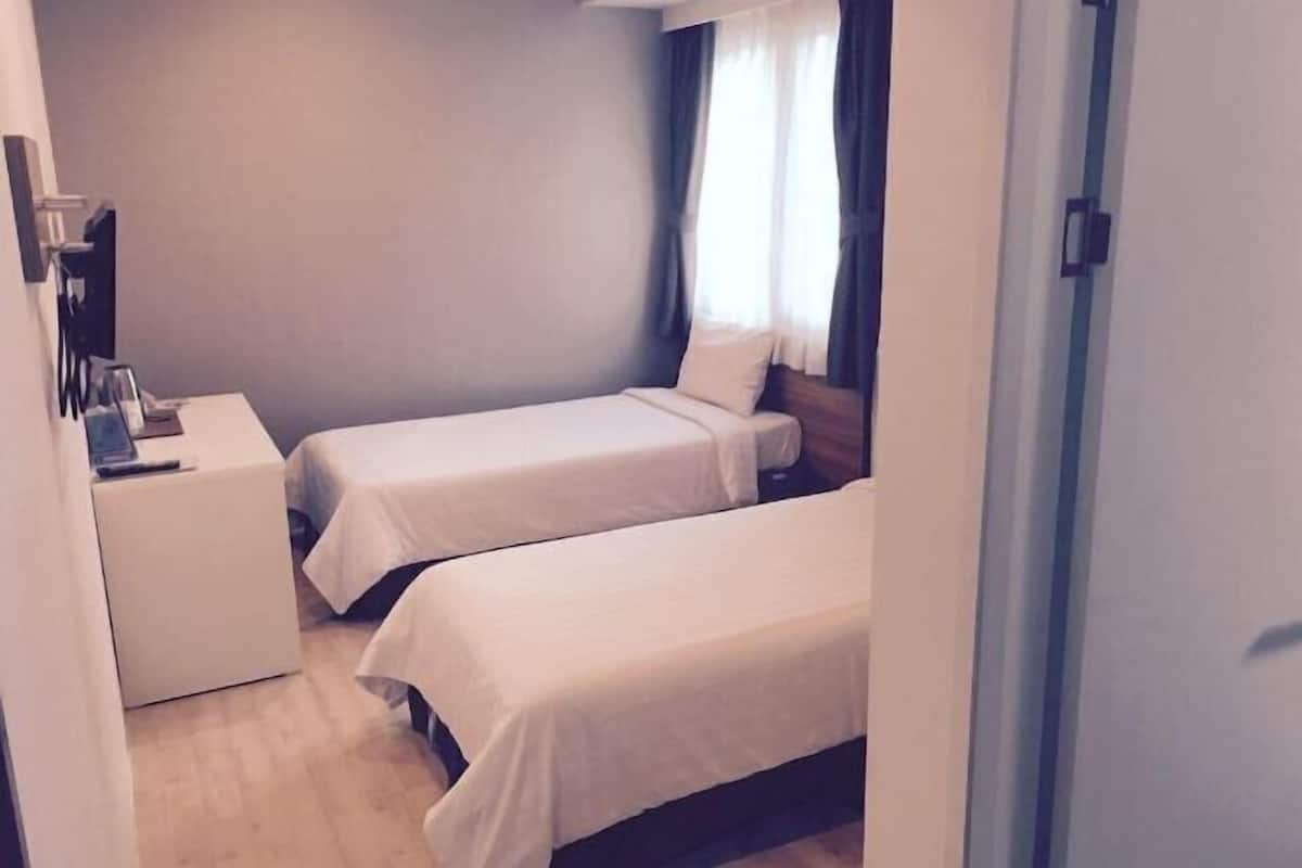 In-room safe, blackout curtains, iron/ironing board, free WiFi