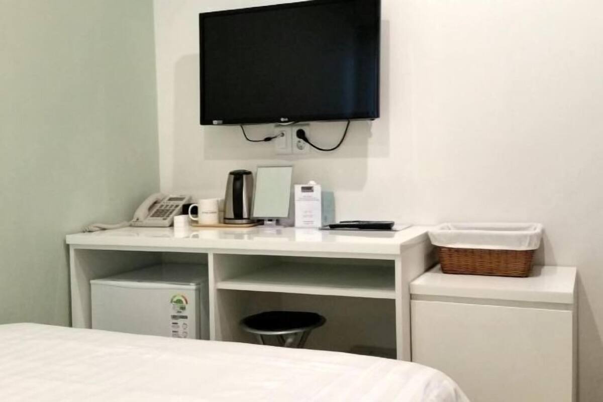 In-room safe, blackout drapes, iron/ironing board (on request)