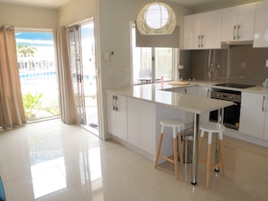 Apartment, 1 Bedroom | Private kitchen