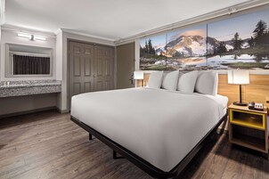 Quarto luxo, 1 cama King, para não fumantes | Individualmente mobiliados, escrivaninha, ferros/tábuas de passar roupa