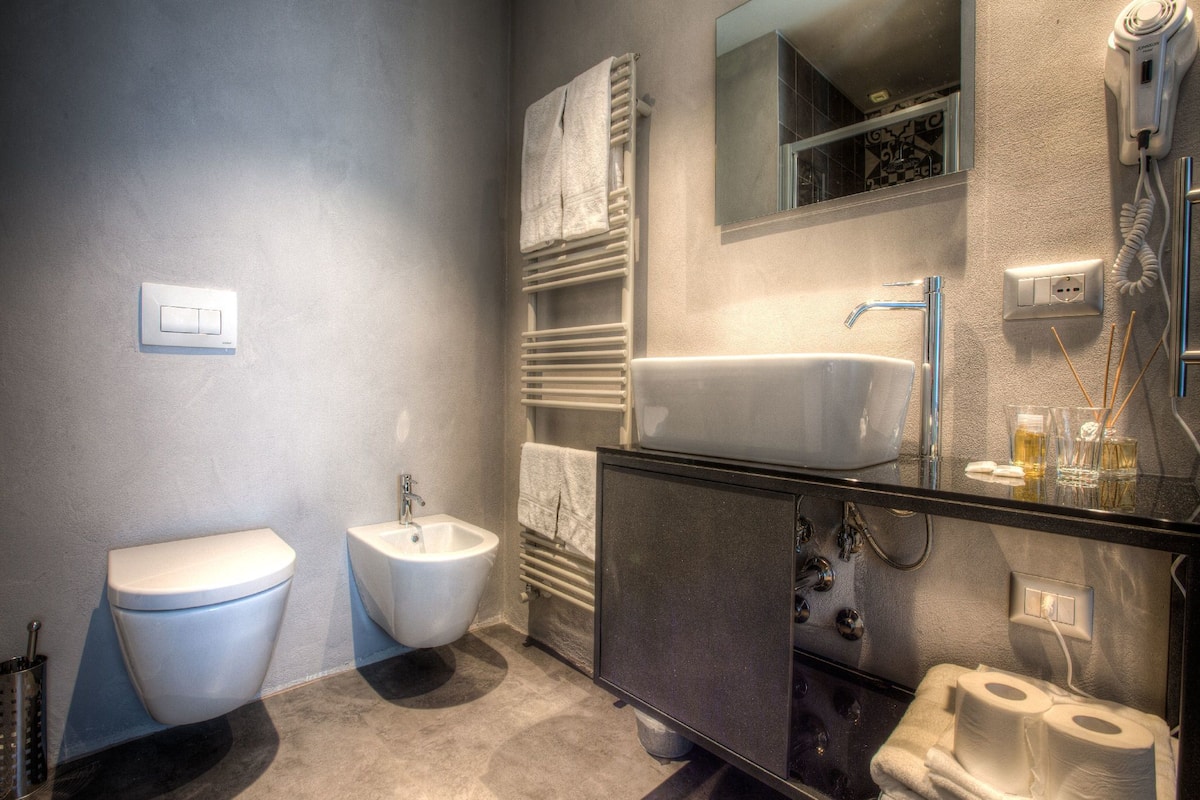 shower, rainfall showerhead, designer toiletries, hair dryer