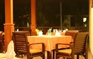 Frühstück, Mittagessen, Abendessen, internationale Küche
