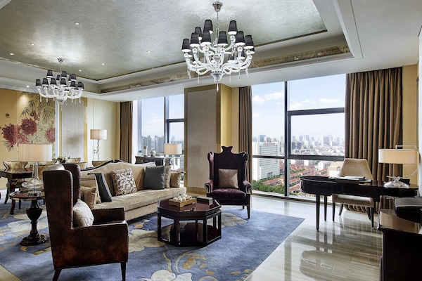 Suite – executive, 1 kingsize-seng | Sengetøy av topp kvalitet, minibar, safe på rommet og skrivebord