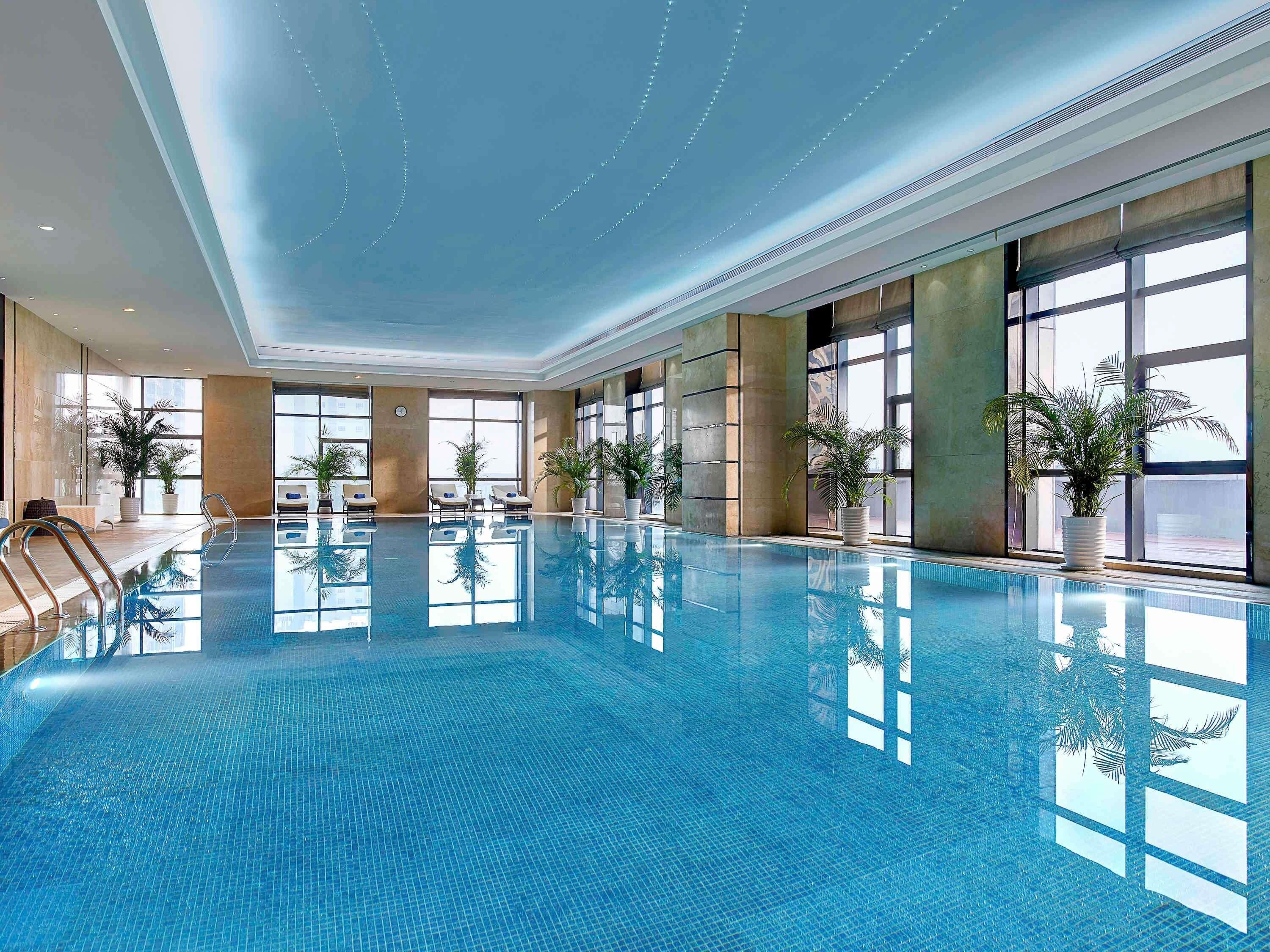 Una piscina techada