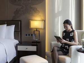 Habitació superior, 1 llit de matrimoni gran | Roba de llit d'alta qualitat, minibar i caixa forta a l'habitació 