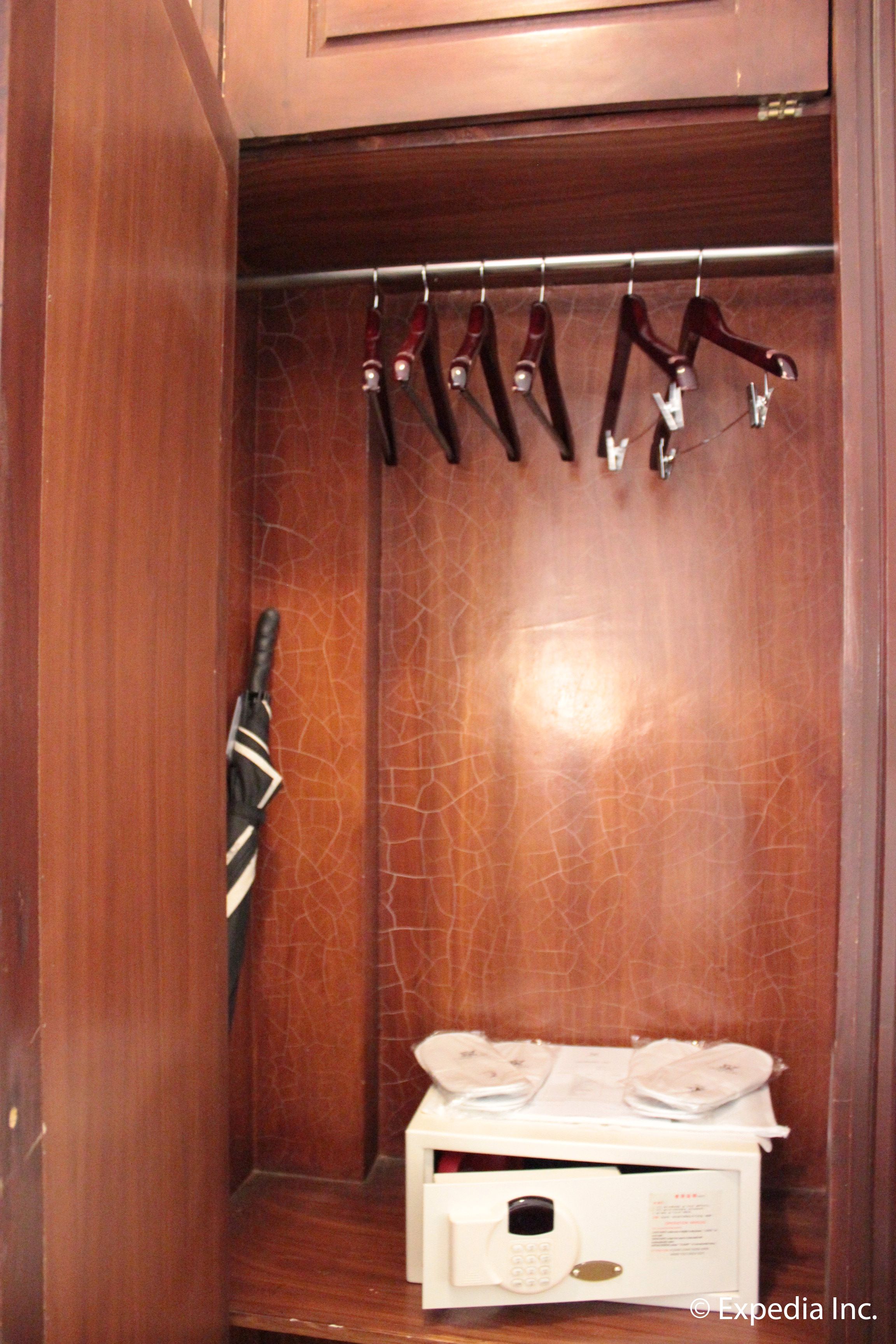 deluxe double room | room amenity