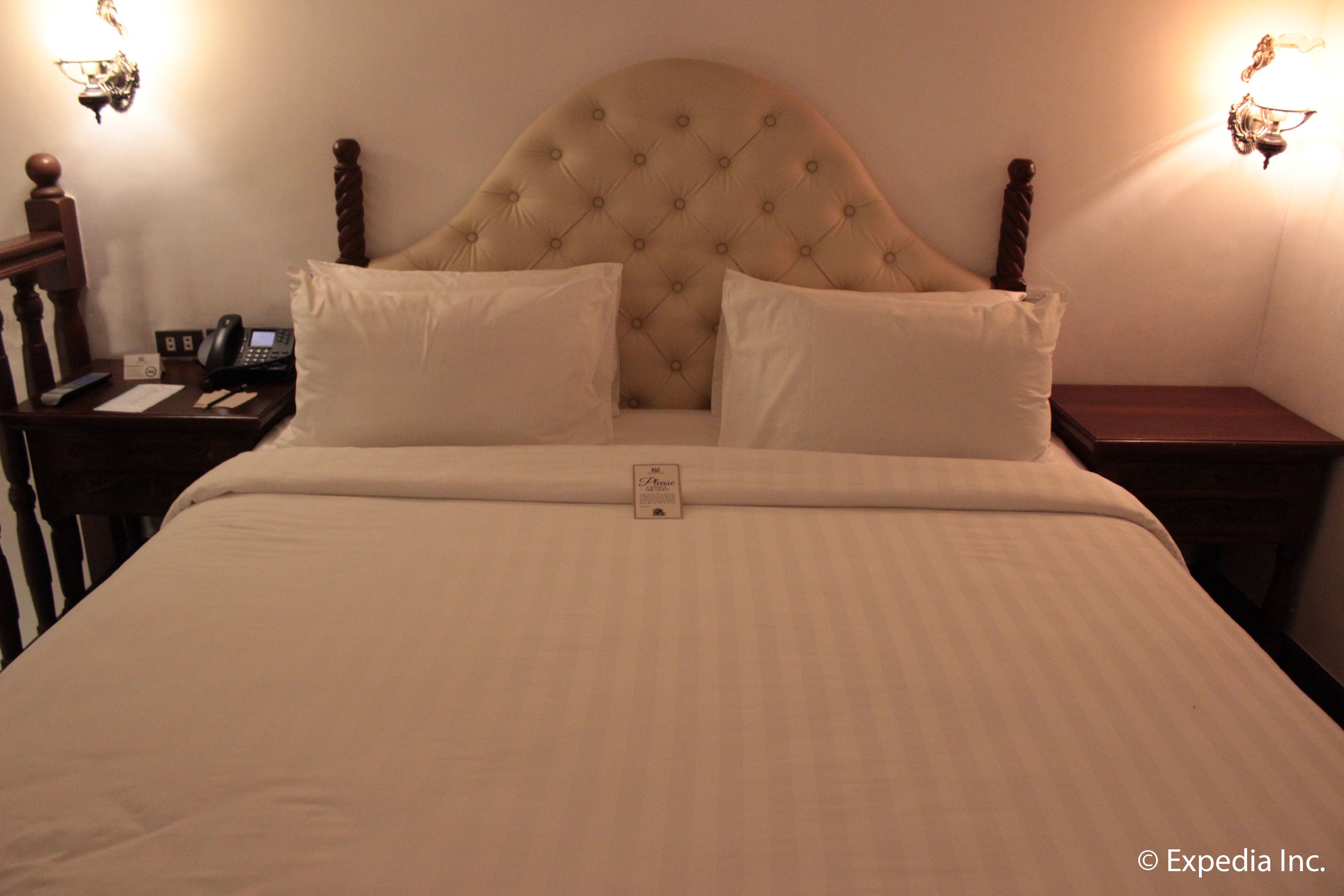 loft suite | minibar, in-room safe, free wifi, bed sheets