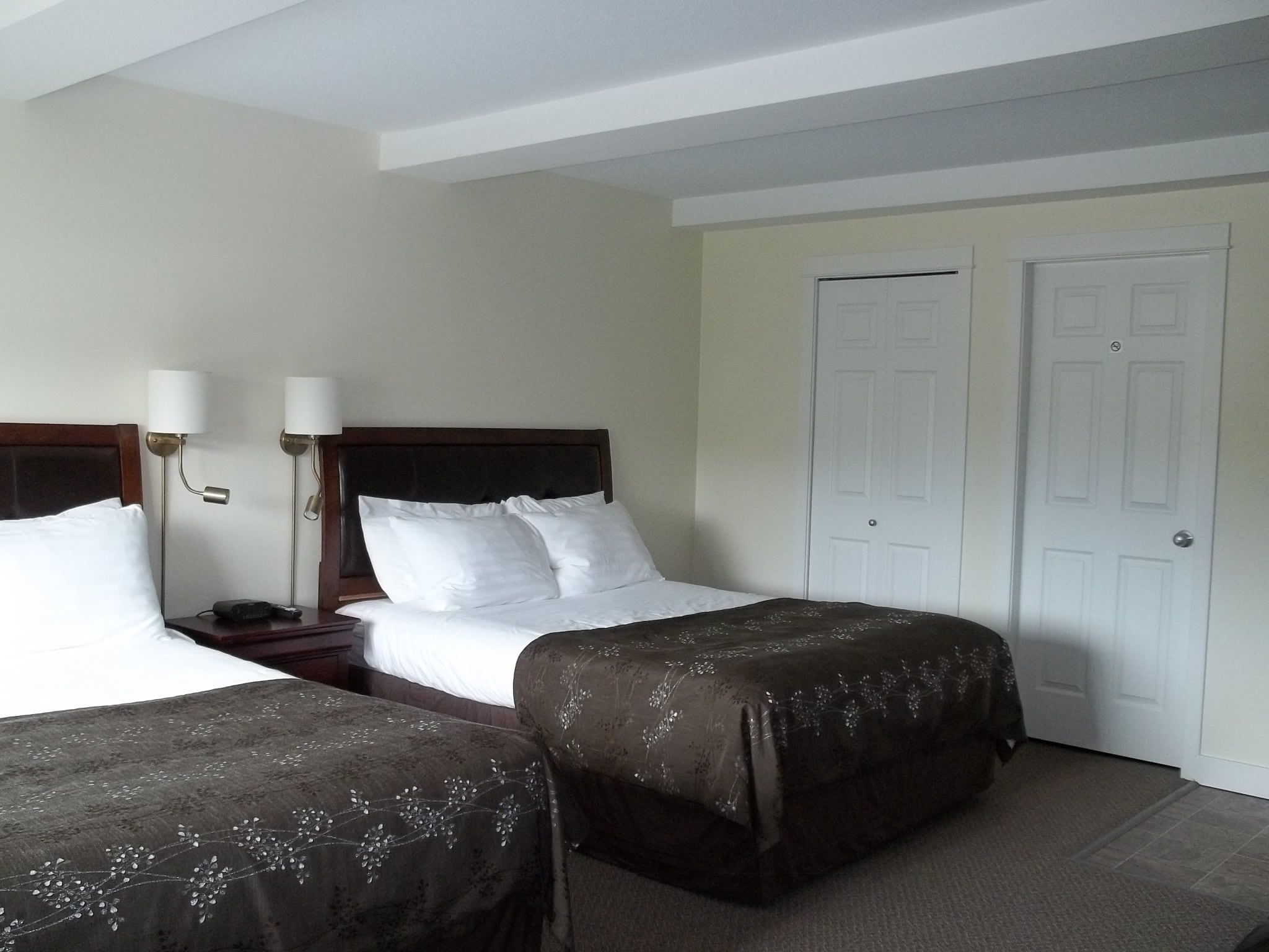 standard room | premium bedding, blackout curtains, free wifi, bed sheets