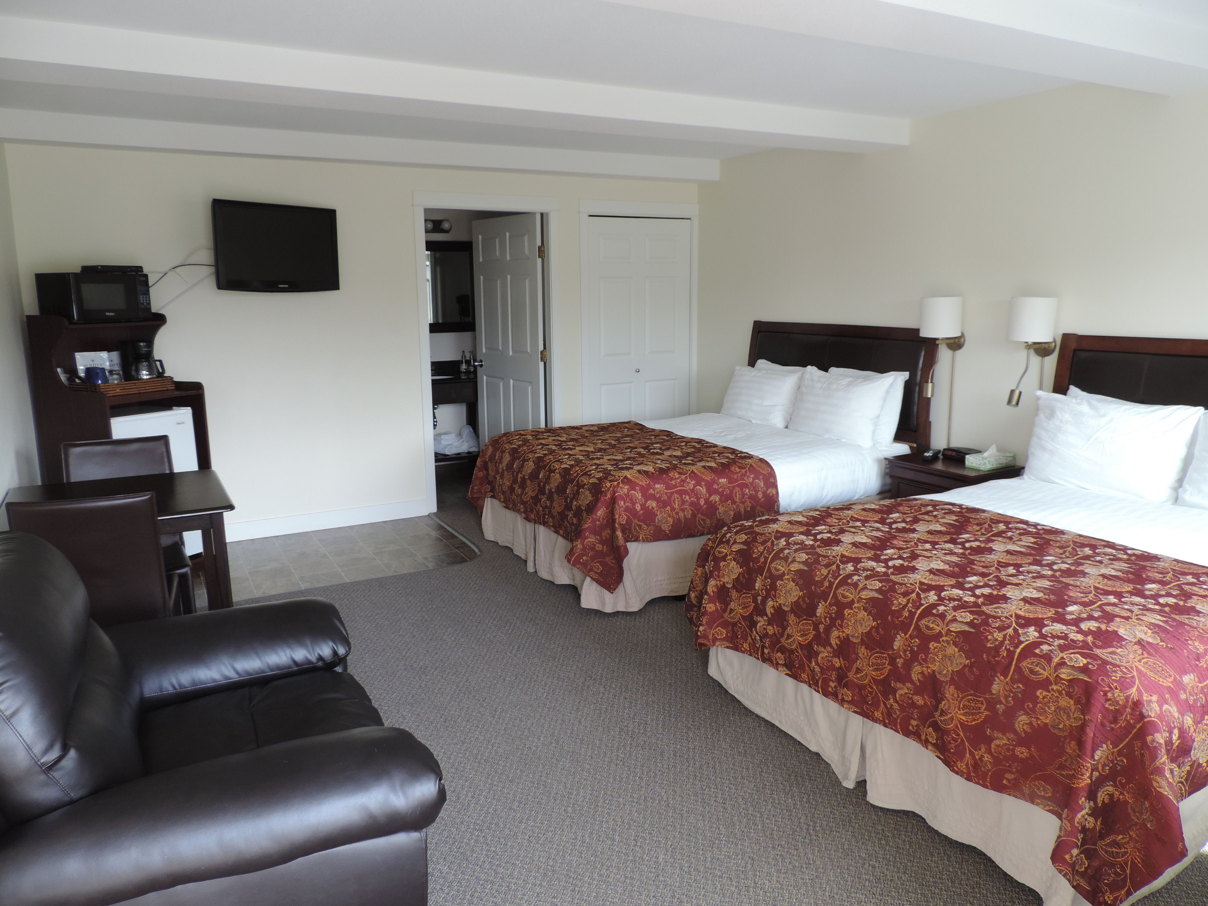 standard room | premium bedding, blackout curtains, free wifi, bed sheets