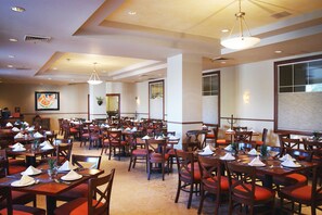 Daily buffet breakfast for a fee - Best Western Plus Los Mochis (Los Mochis)